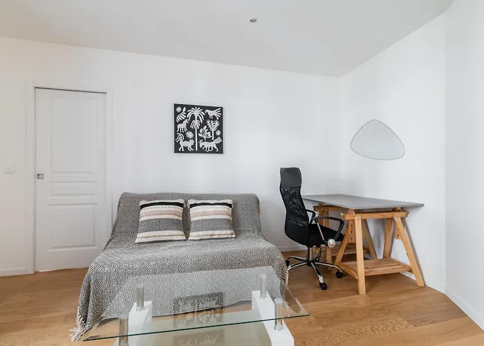 Appartement 2 Pieces Renovee A Neuf 5 - 4p