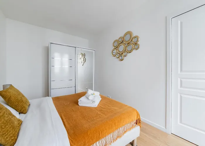 2 Pieces Renovee A Neuf 5 - 4p Apartament