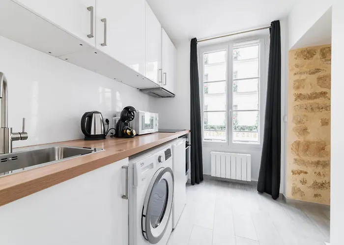 Apartament 2 Pieces Renovee A Neuf 5 - 4p